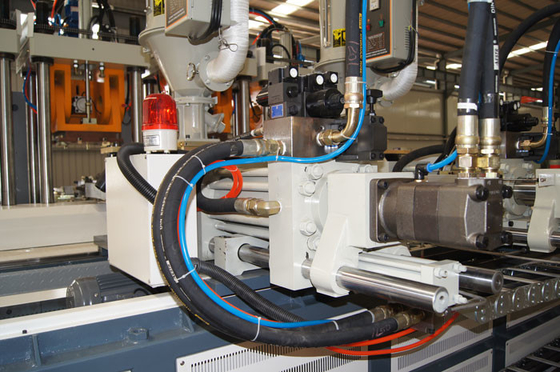 Las estaciones del SGS 2 del CE calzan único color de fabricación de la máquina 2 2 años de garantía