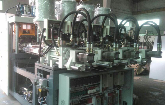 Única máquina de fabricación estática de TPR 70-100 pares por la hora para producción del zapato del fútbol la única